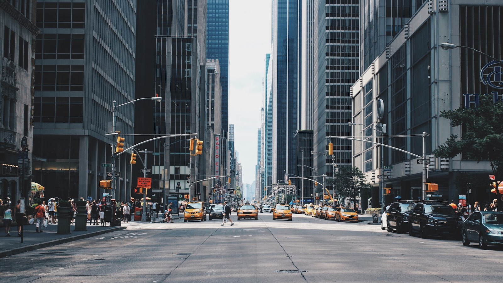 Illustrative technology context for Smart City & Building; not an OBRAS client project